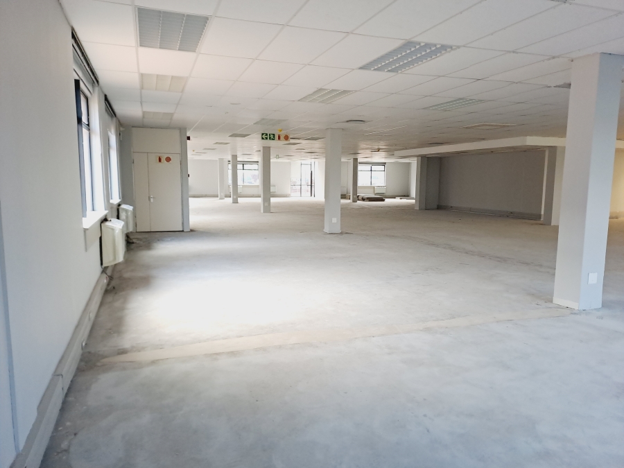 To Let commercial Property for Rent in Plattekloof Western Cape